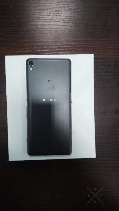 Apple Iphone 5c 16 gb r-sim. В хорошем состоянии!! Белый!!