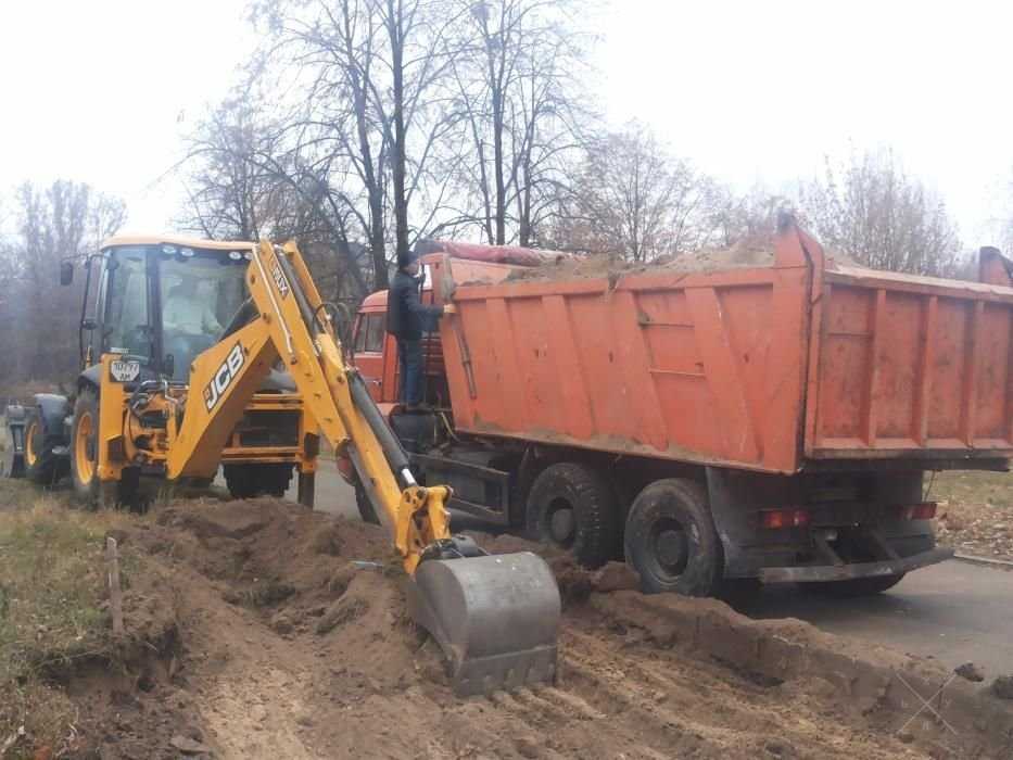 Розробка котлованів, вивіз грунту