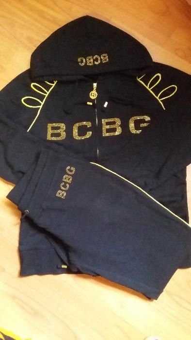 Брендовый спортивно-прогулочный костюм от BCBGMAXAZARIA оригинал.