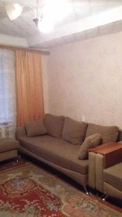 Сдам 3 ком.квартиру м.Вокзальная ул.Курская 6900 грн. торг.