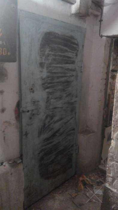 Двери железные 1300 грн. за шт.