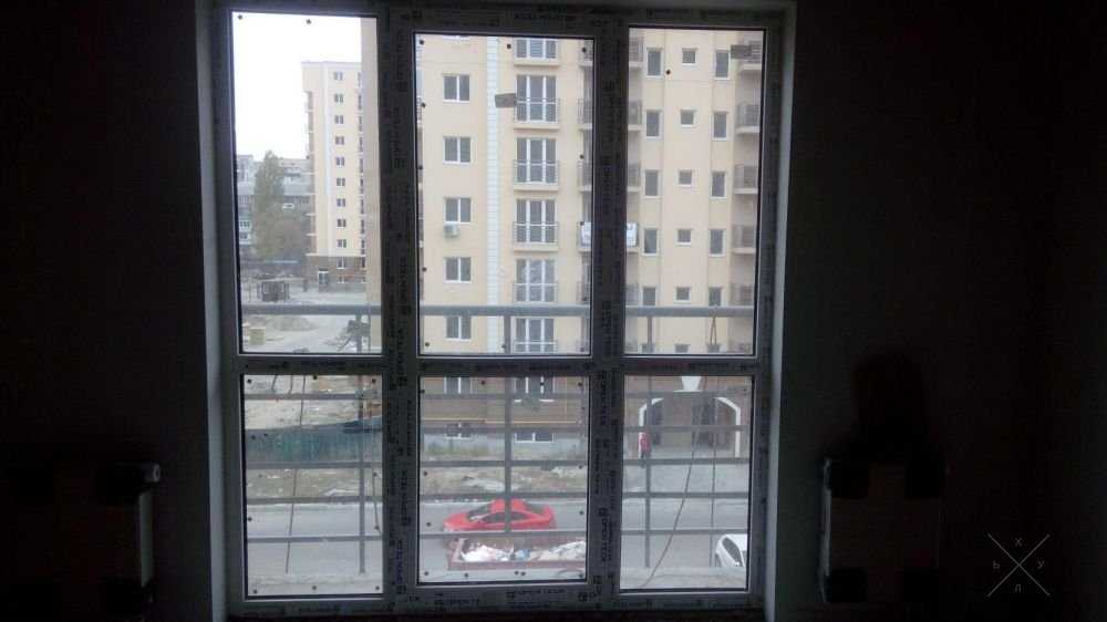 Продам окно Open Teck с дверью высота 270, ширина 230