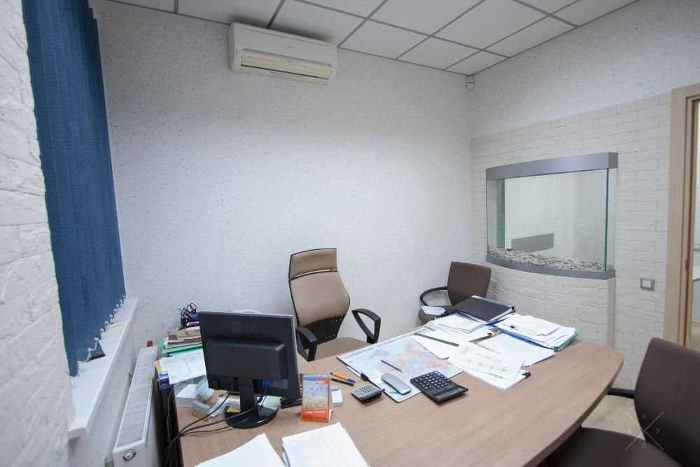 Продается офис в центре, Кудрявский спуск 3а