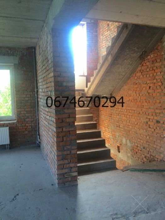 425кв.м,Соломенка,Монтажников, здание под офис,клинику,.Без комиссии