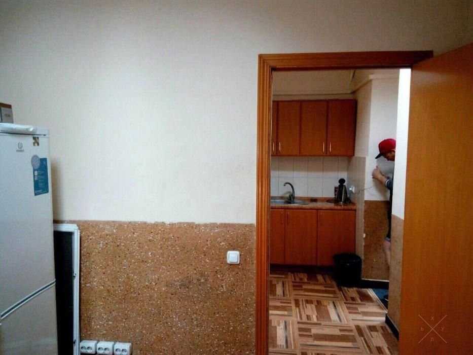 Офисное помещение в жилом доме в центре. Срочно!
