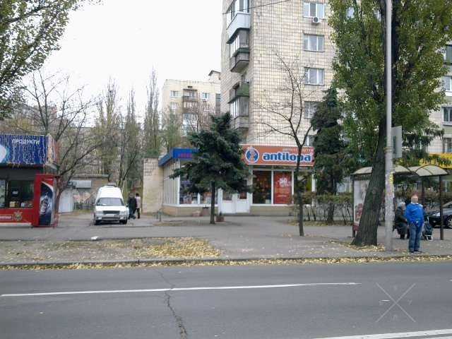Мaгазин (106м.кв) Русановская набeрежнaя 8