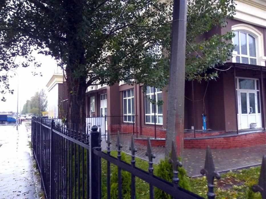 Магазин ( 142,7 кв.м) Киев, пр-т Оболонский, 54, Без комиссии!