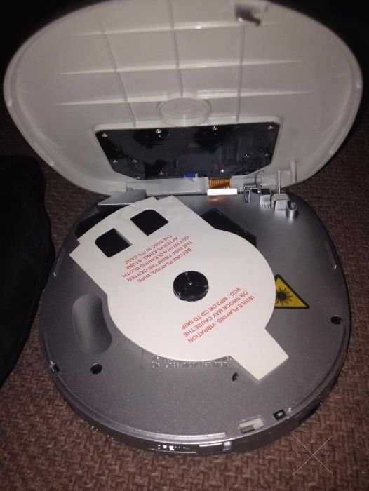 Плеер Saturn новый