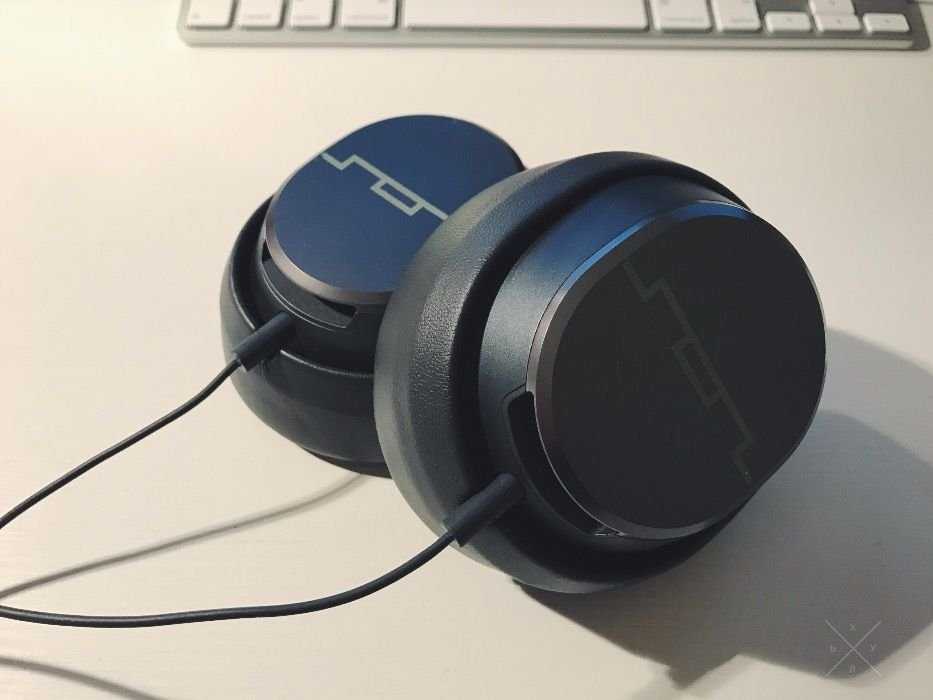 SOL REPUBLIC Master Tracks Gunmetal