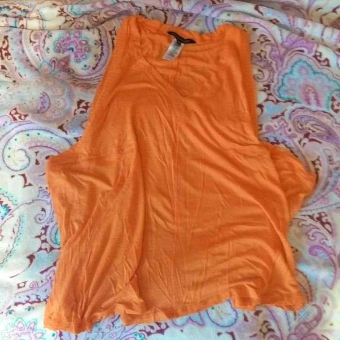 яркая оранжевая майка оверсайз oversize футболка топ под купальник