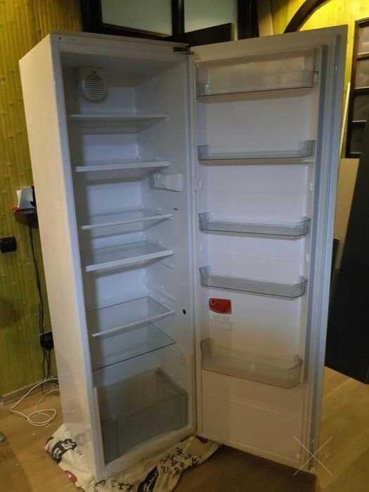 Холодильник Gorenje RI 4181 BW