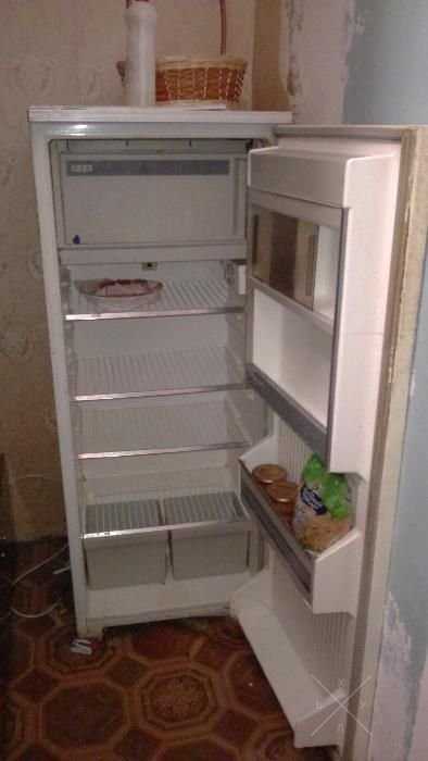 Продам холодильник "Минск" в рабочем состоянии.