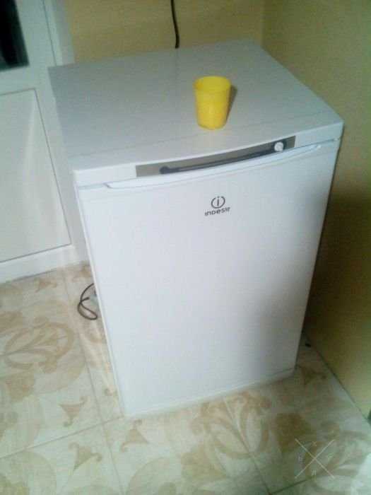Морозильная камера Indesit