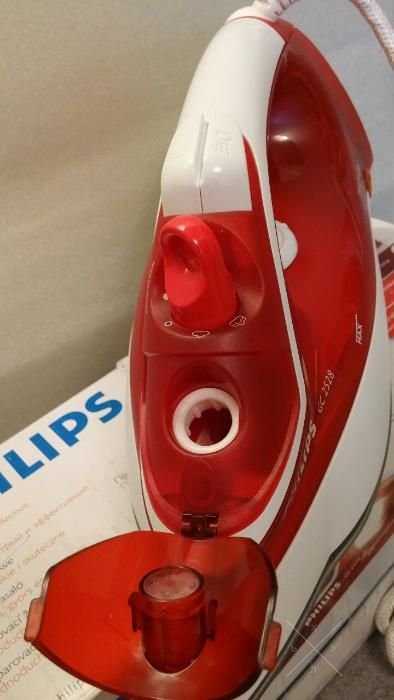 Утюг Philips GC2528 вертикальное отпаривание/ 2100w/ Голландия-Сингапу