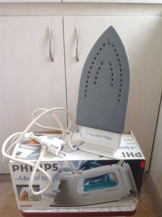 Утюг фирмы Philips