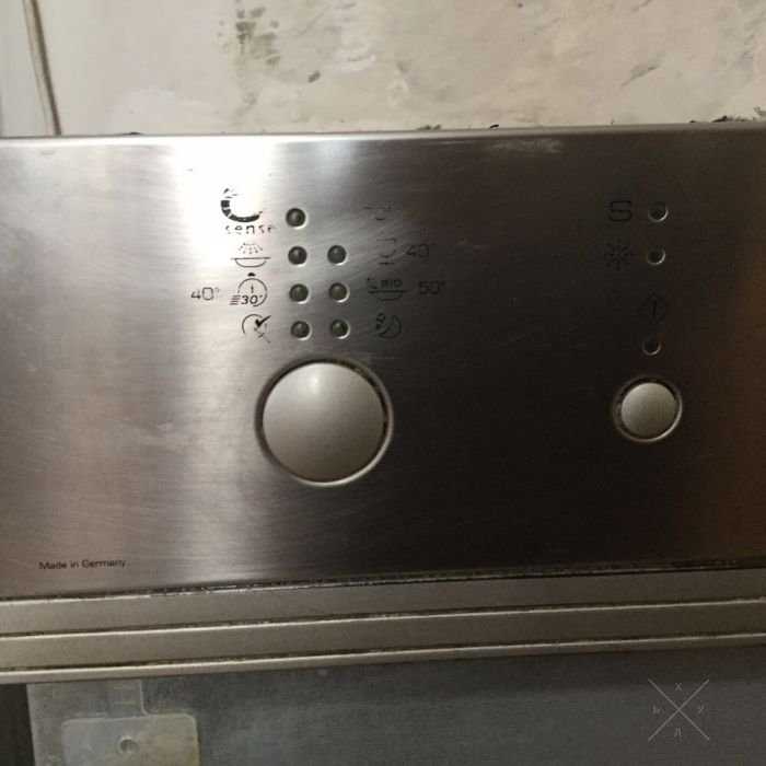 Продам посудомийну машину Whirlpool б. у.