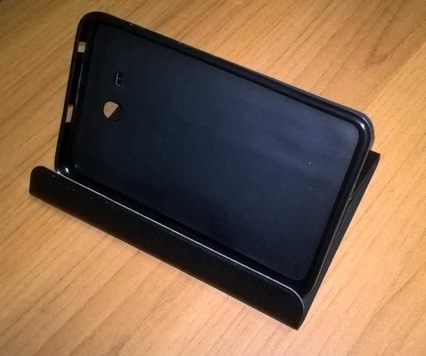 Чехол для планшета Lenovo Tab 3 Essential 710L / 710F