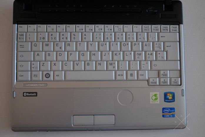 Продам Ноутбук Fujitsu LIFEBOOK P701 i3-2330M/4/320/ лучшая цена