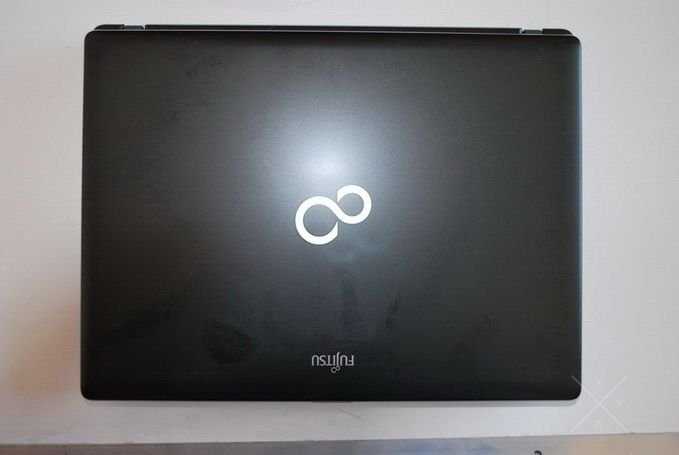 Продам Ноутбук Fujitsu LIFEBOOK P701 i3-2330M/4/320/ лучшая цена