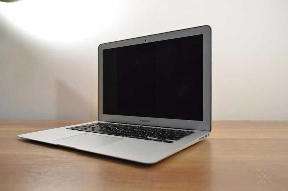 MacBook Air 13 A1466 (Март 2015)