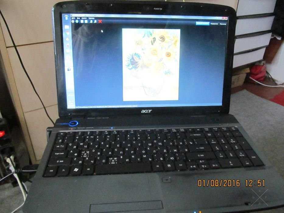 Acer Продам ноутбук сумка в подарок