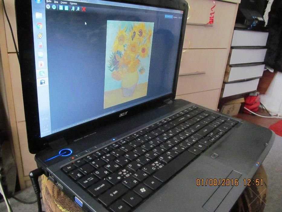 Acer Продам ноутбук сумка в подарок