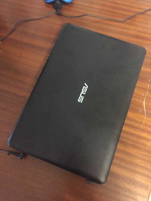 Ноутбук ASUS R540S
