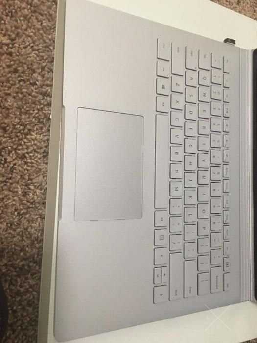 Microsoft Surface Book 2-in-1 Laptop Intel Core i5 | 8GB | 256 SSD |