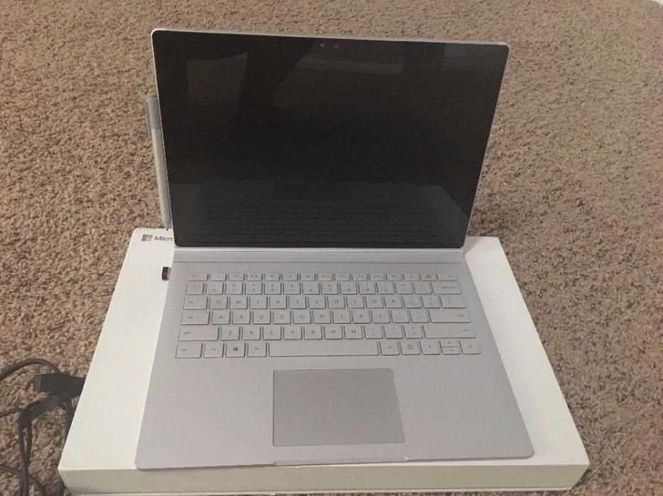 Microsoft Surface Book 2-in-1 Laptop Intel Core i5 | 8GB | 256 SSD |