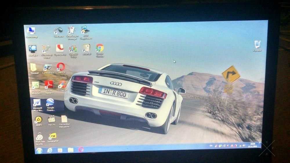Asus X52n/15.6"/AMD v160 2.4Hgz/2gb ddr3/320gb hdd/Radeon 4250
