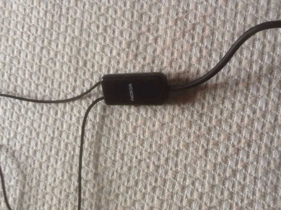 Наушники Nokia
