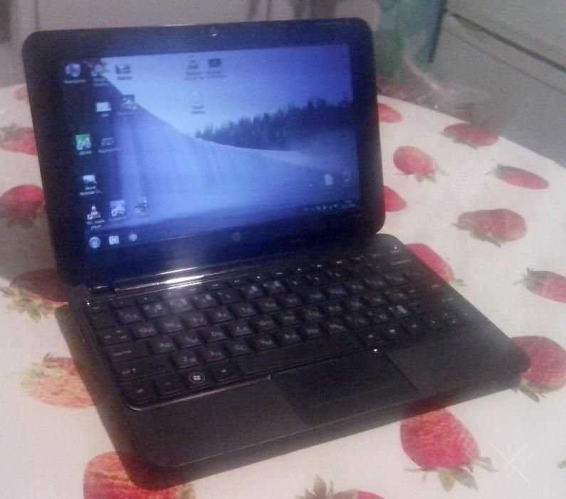 Красивый нетбук HP 2ядра, 2гига. Матовый. Батарея в норме