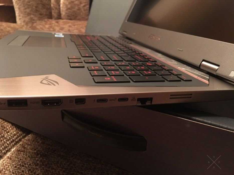 Игровой ноутбук Asus ROG G701VO