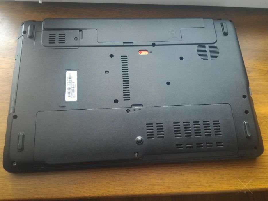Продам производительный ноутбук - i3 /8gb ddr/ssd 120 gb/Geforce 710m