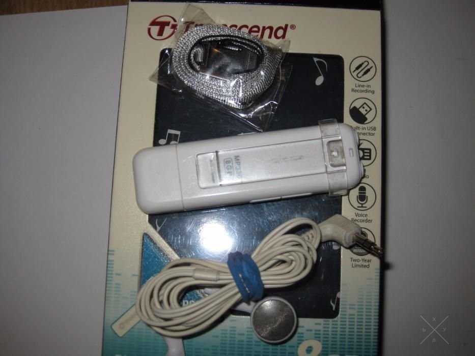 MP3-плеер Transcend T.Soniс 330 8GB White