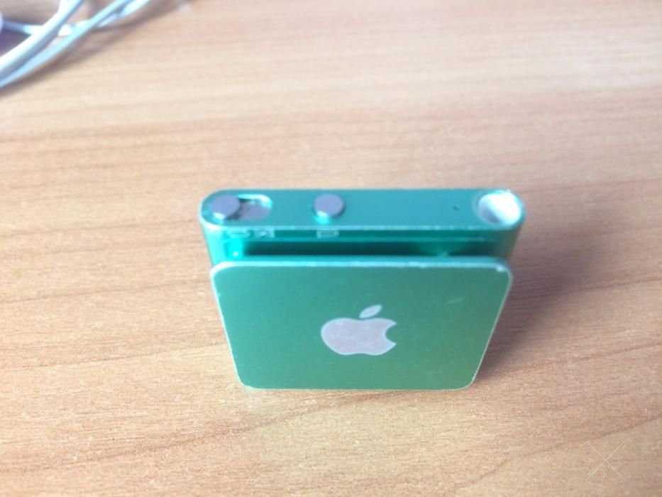 iPod shuffle 2GB
