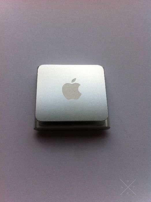 Продам MP3 плеер APPLE iPod shuffle4 ,2Gb ,Silver
