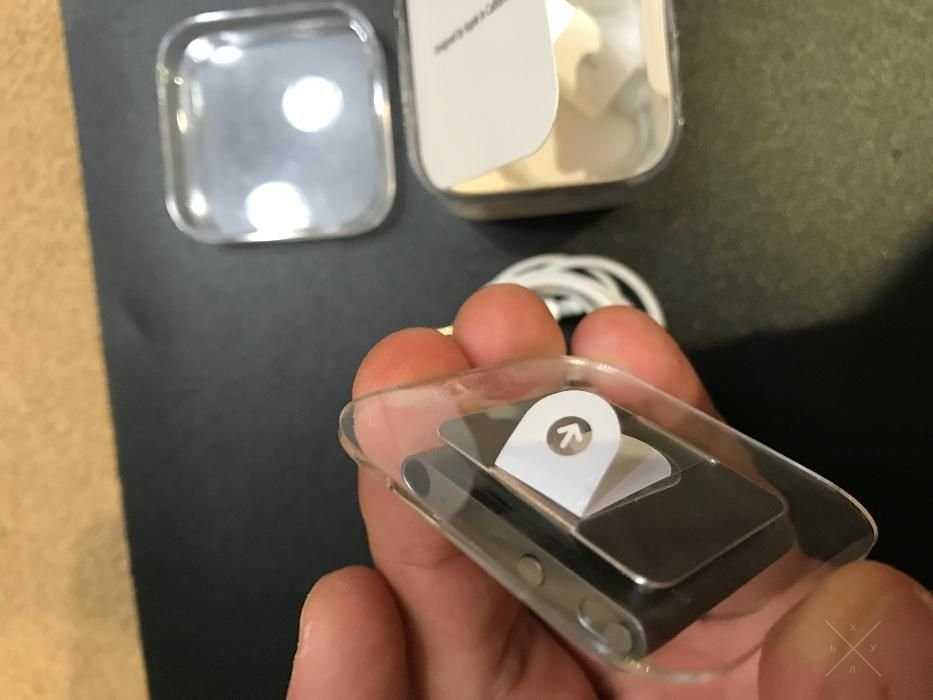 Apple iPod Shuffle 4 Gen 2GB