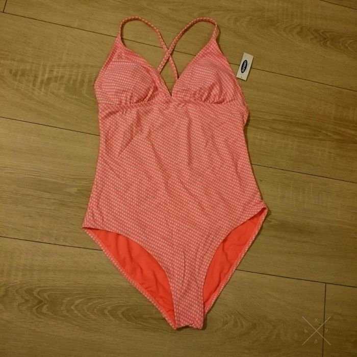 Купальник Old Navy. Размер L