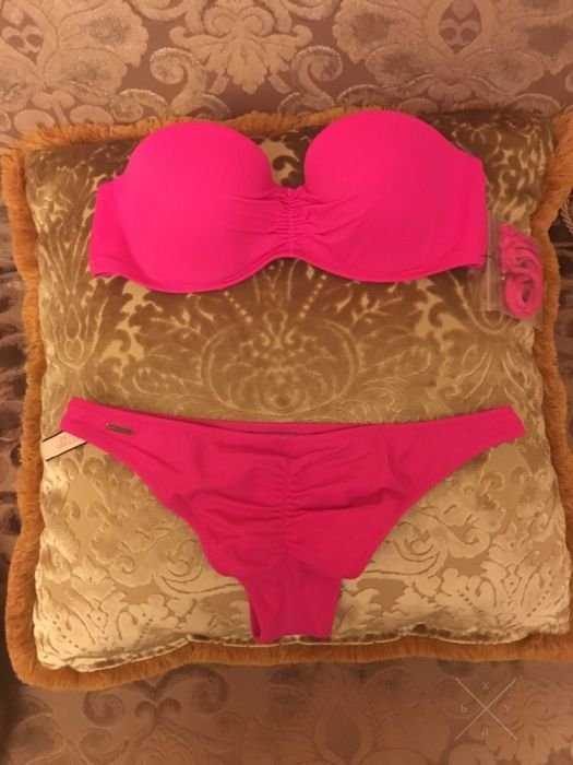 Купальники Victoria's Secret