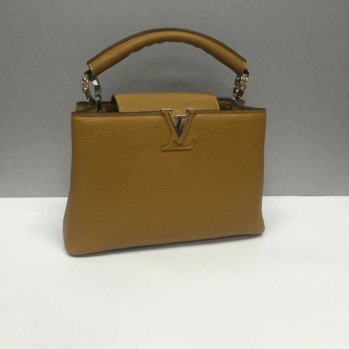 Женская Сумка Louis Vuitton Capucines