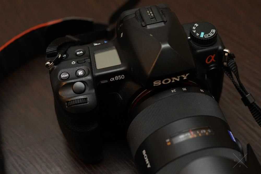 Sony DSLR-A850 + SAL-2470Z