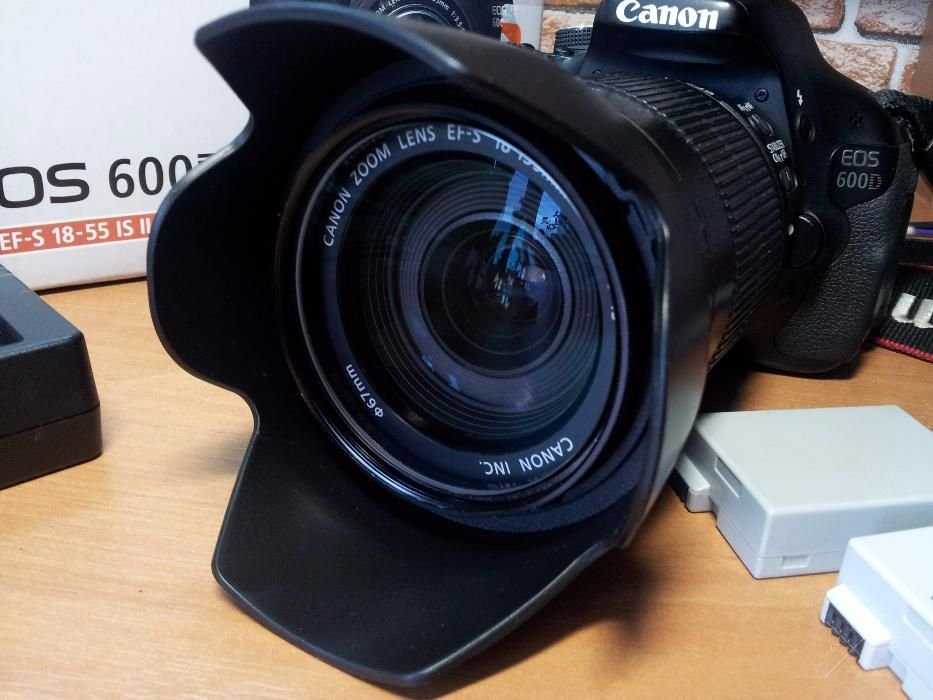 Фотоаппарат Canon EOS 600D+объектив EF-S 18-135mm f 3.5-5.6 IS СРОЧНО!