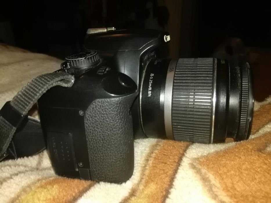 Зеркальный фотоаппарат Canon 450D