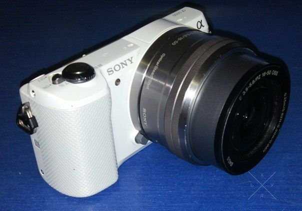 Беззеркальный Фотоаппарат Sony A5000 + 16-50 объектив