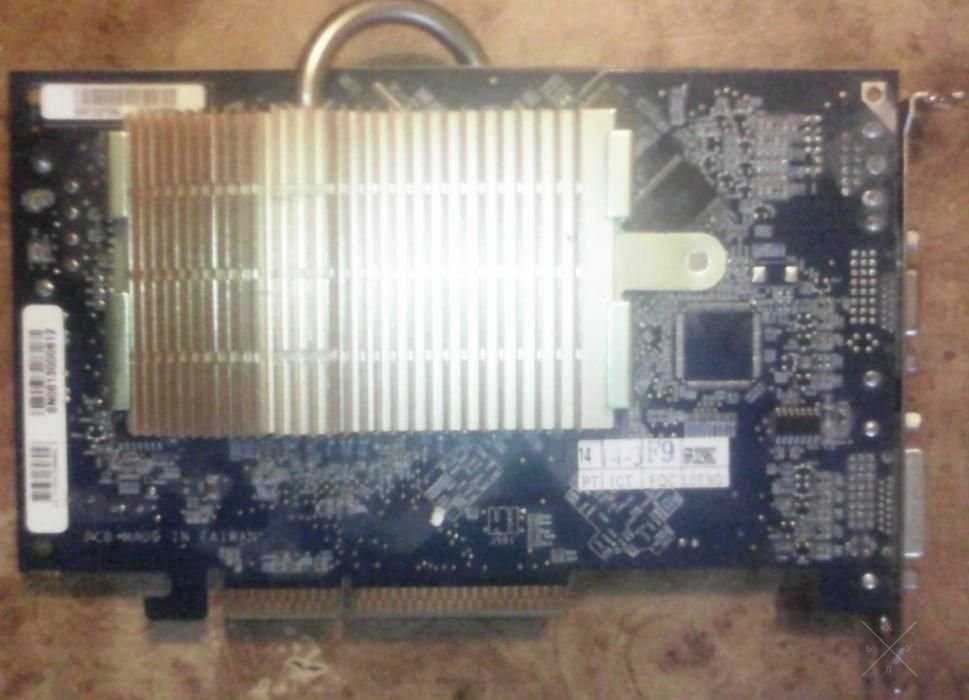 Видеокарта AGP GeForce 6600 GigaByte GV-N66256DP 256Mb