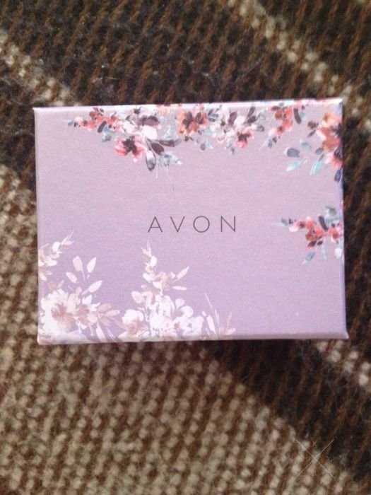 Набор бижутерии AVON