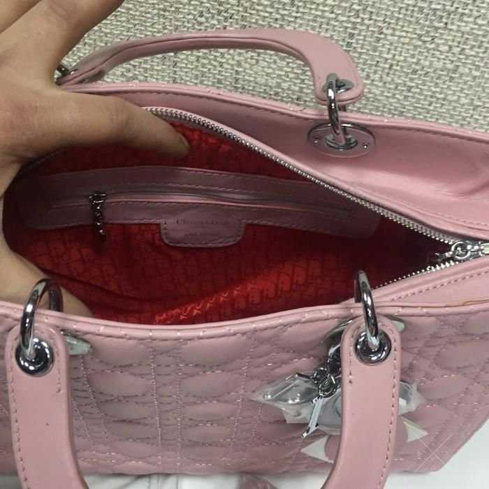 Женская сумка Lady Dior Lambskin
