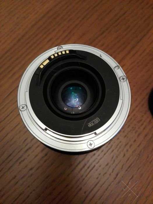 объектив Canon EF 28-70 1:3,5-4,5