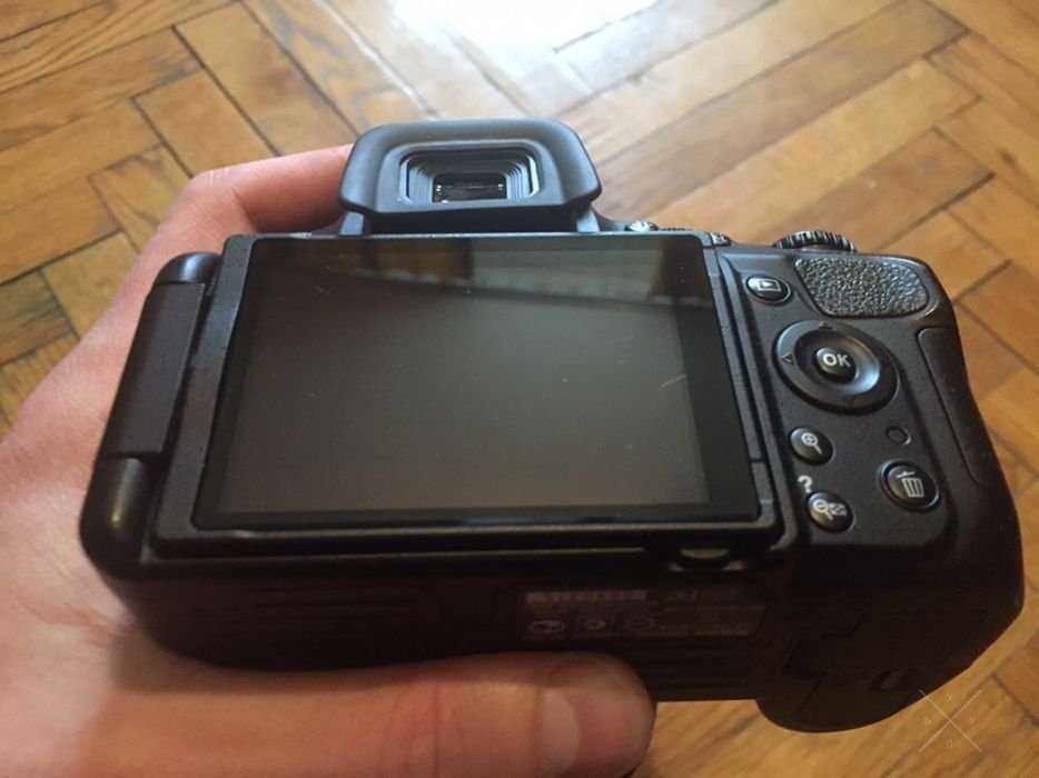 Продам фотоаппарат Nikon D5100(18-105),как новый.
